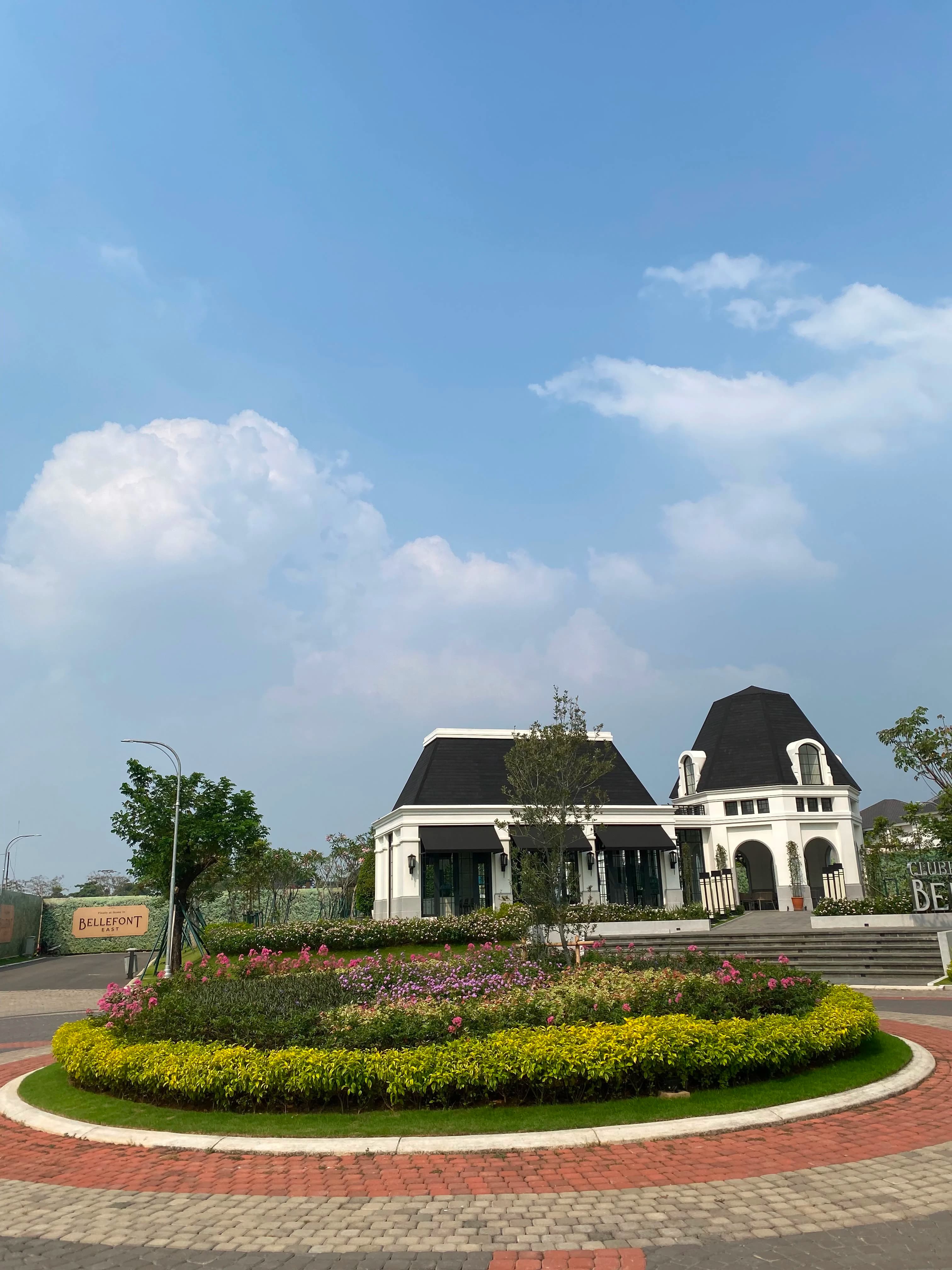 Thumbnail Rumah 3 Lantai Eropa Modern di Bellefont Summarecon Serpong — 13