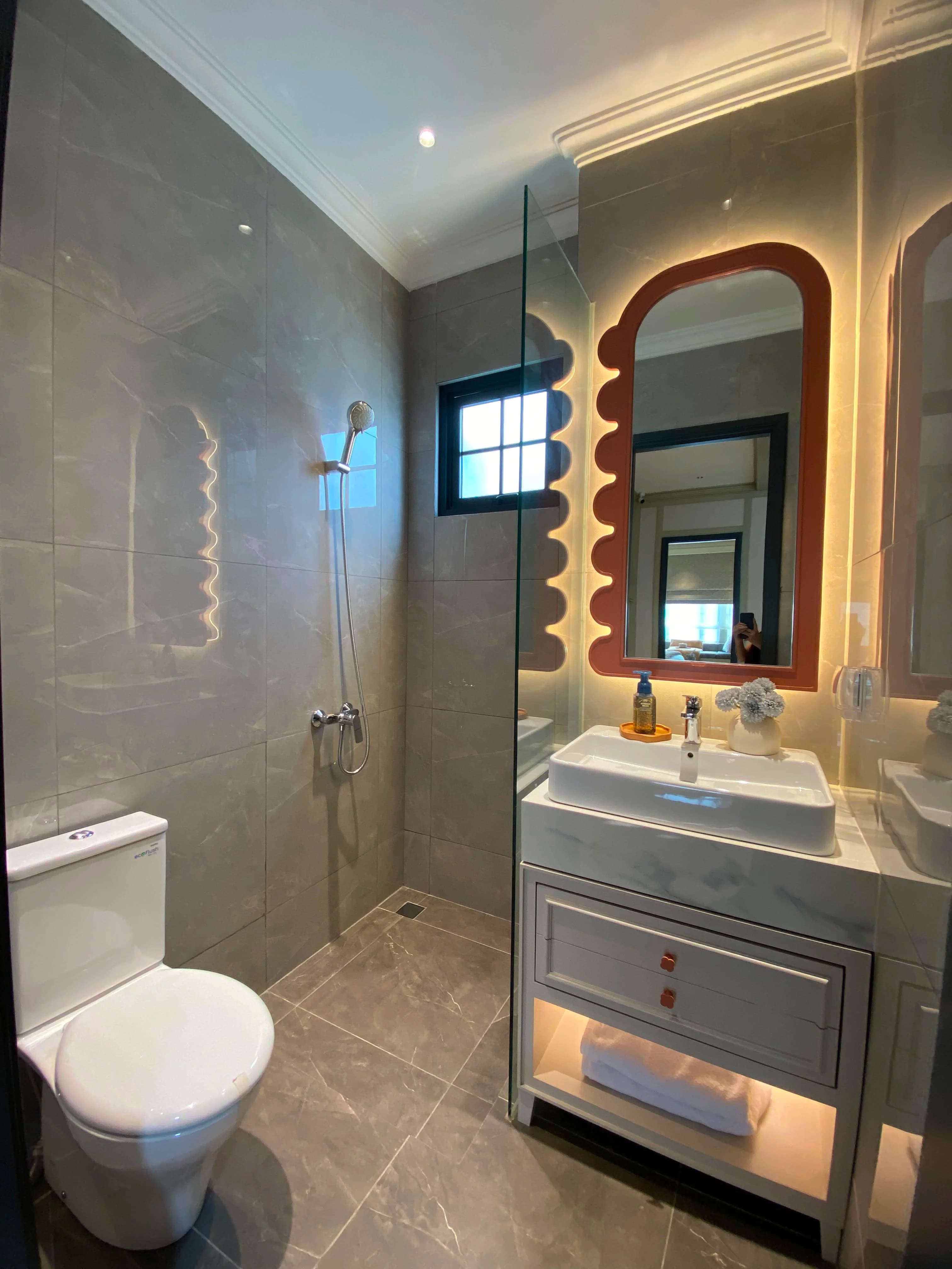 Thumbnail Rumah 3 Lantai Eropa Modern di Bellefont Summarecon Serpong — 25