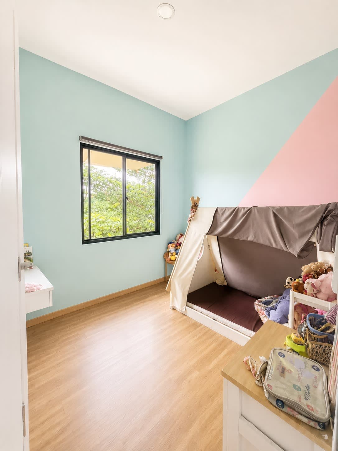 Thumbnail Rumah Hook Full Furnished 2 Lantai di Neo Catalonia BSD — 5