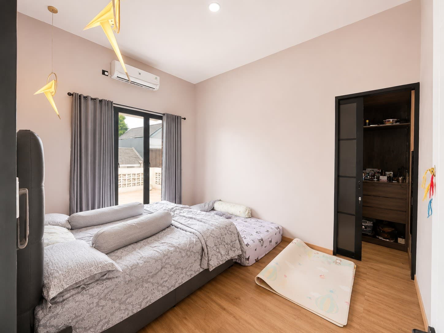 Thumbnail Rumah Hook Full Furnished 2 Lantai di Neo Catalonia BSD — 2