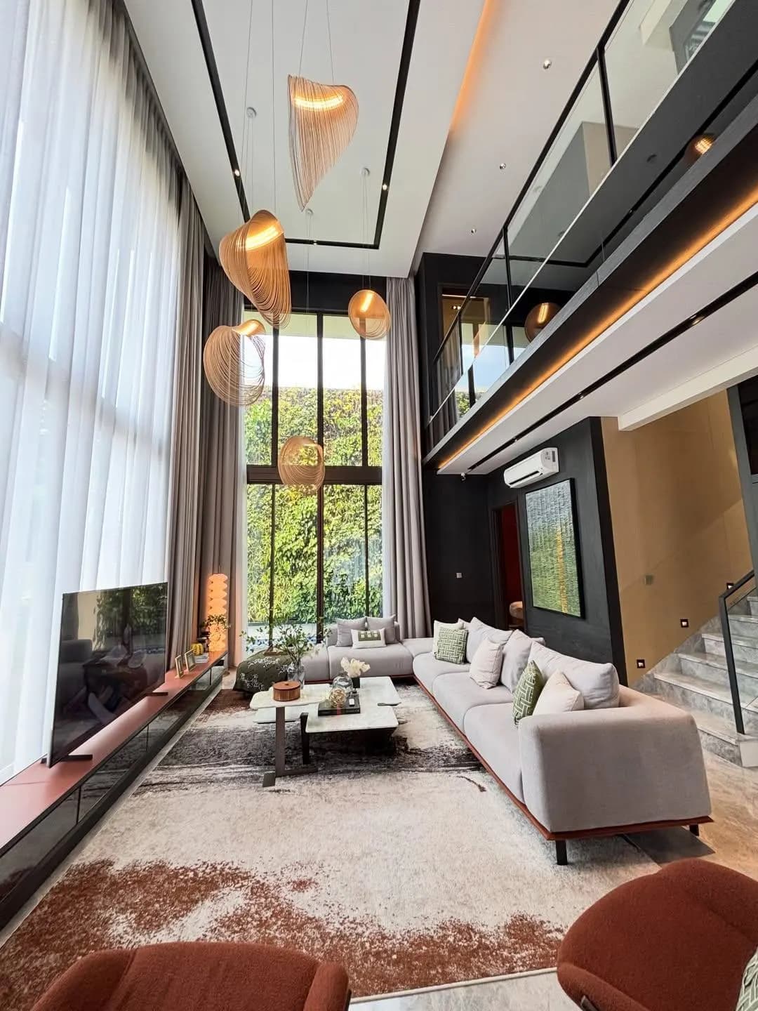 Thumbnail Rumah 3 Lantai Mewah di Cluster Heron The Springs Serpong — 9